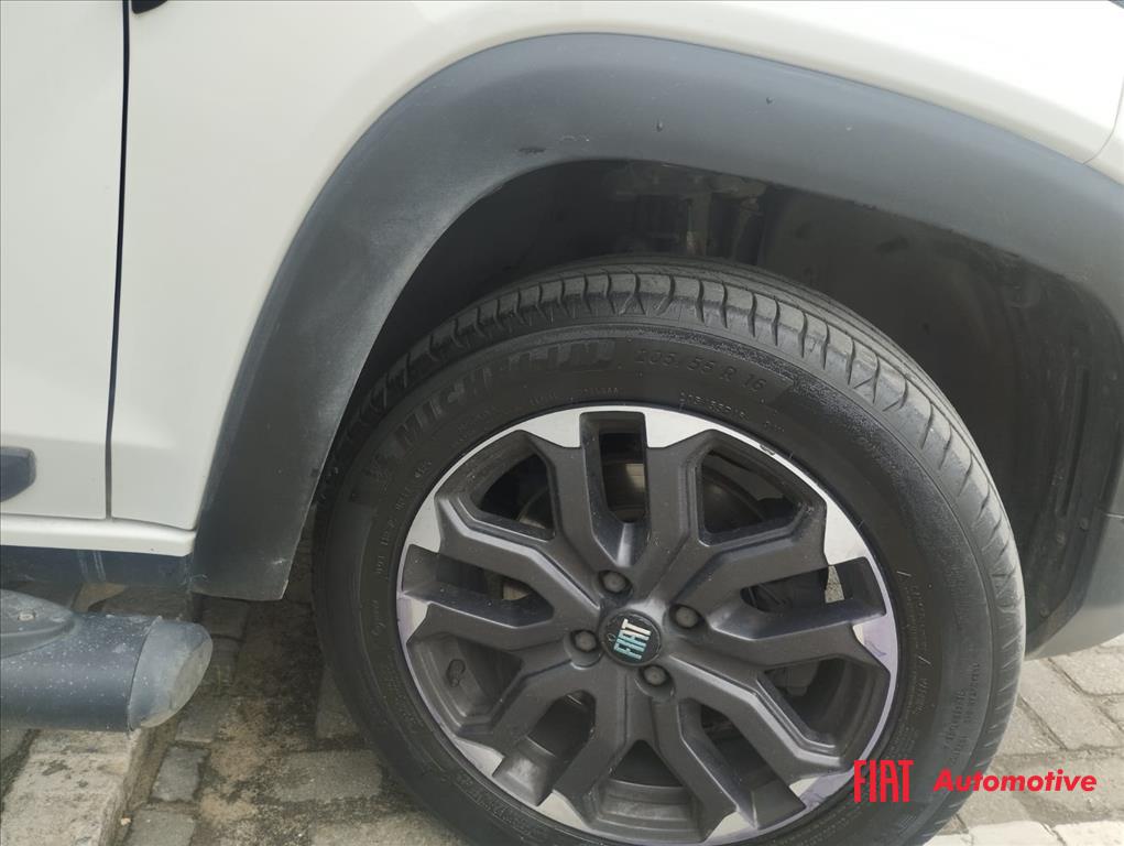 STRADA 1.0 TURBO 200 FLEX ULTRA CD CVT14