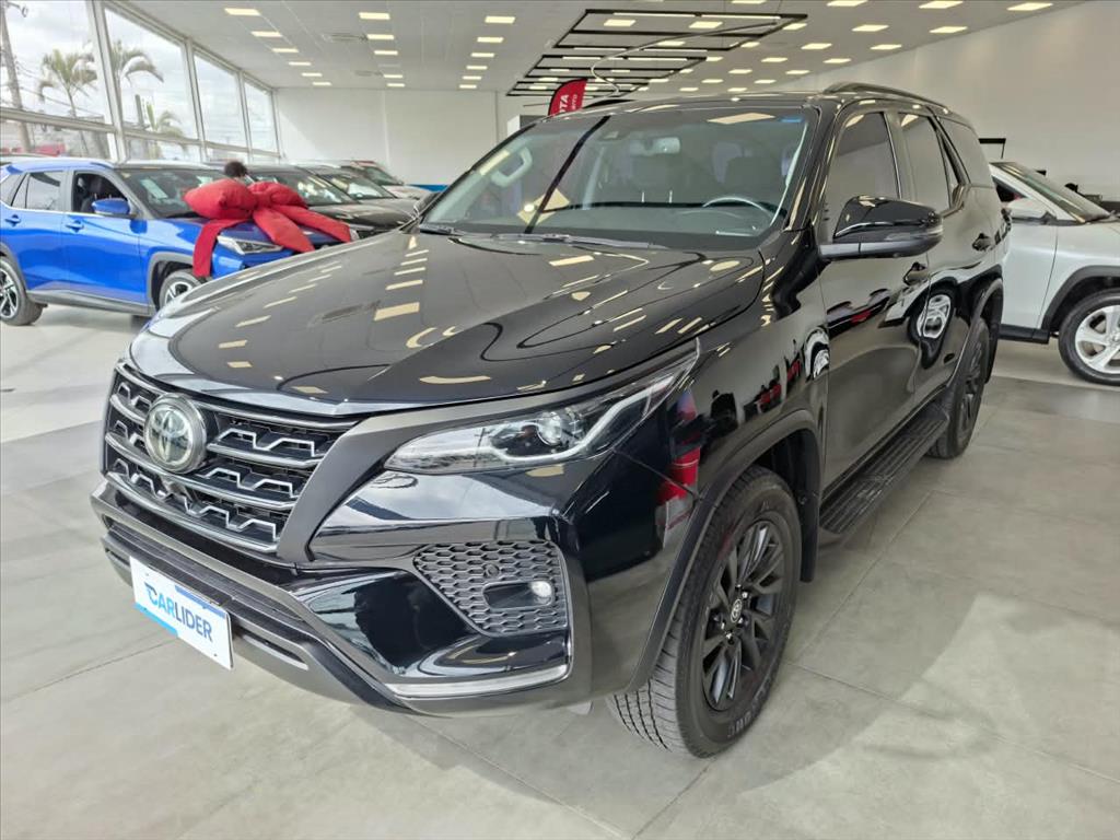 HILUX SW4 2.8 D-4D TURBO DIESEL SRX 4X4 AUTOMÁTICO1