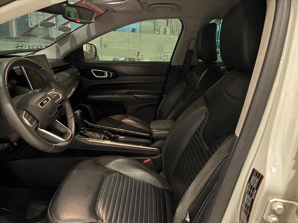 COMMANDER 1.3 T270 TURBO FLEX LIMITED AT611