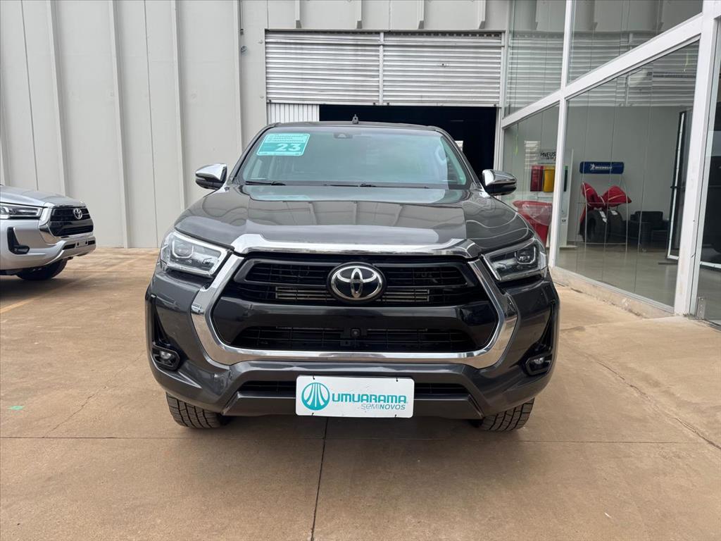 HILUX 2.8 D-4D TURBO DIESEL CD SRX 4X4 AUTOMÁTICO