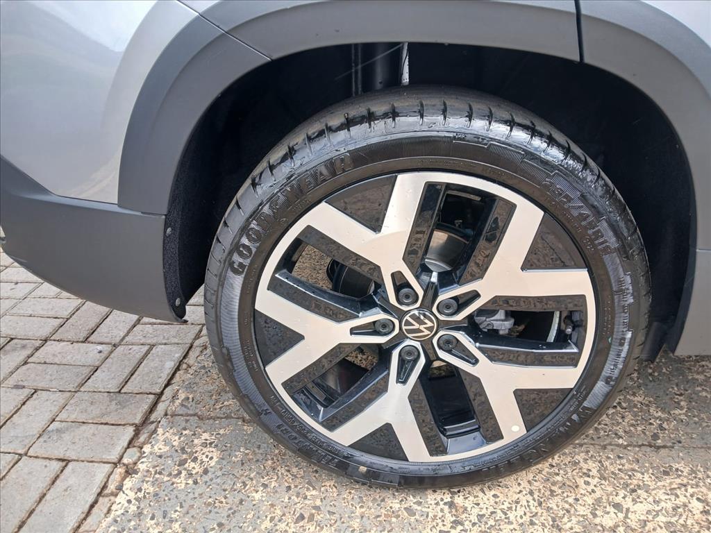 TAOS 1.4 250 TSI TOTAL FLEX HIGHLINE AUTOMÁTICO15