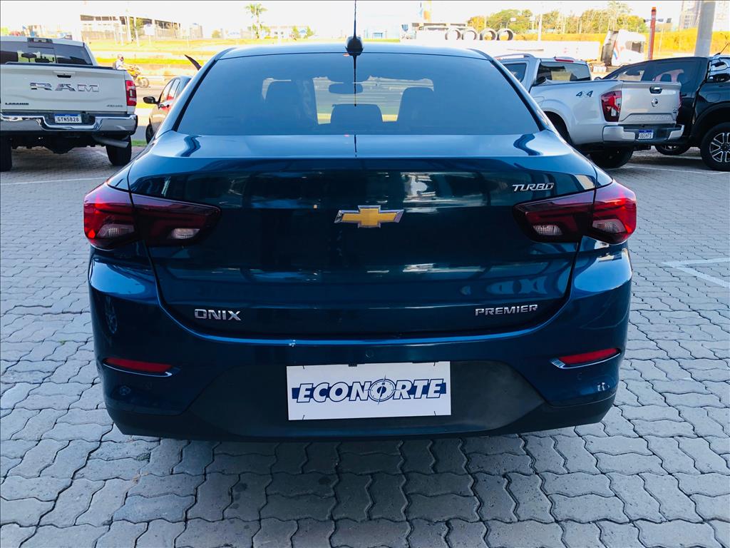 ONIX PLUS 1.0 TURBO FLEX PREMIER AUTOMÁTICO4
