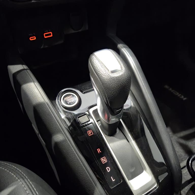 KICKS PLAY 1.6 16V FLEXSTART ADVANCE PLUS XTRONIC8