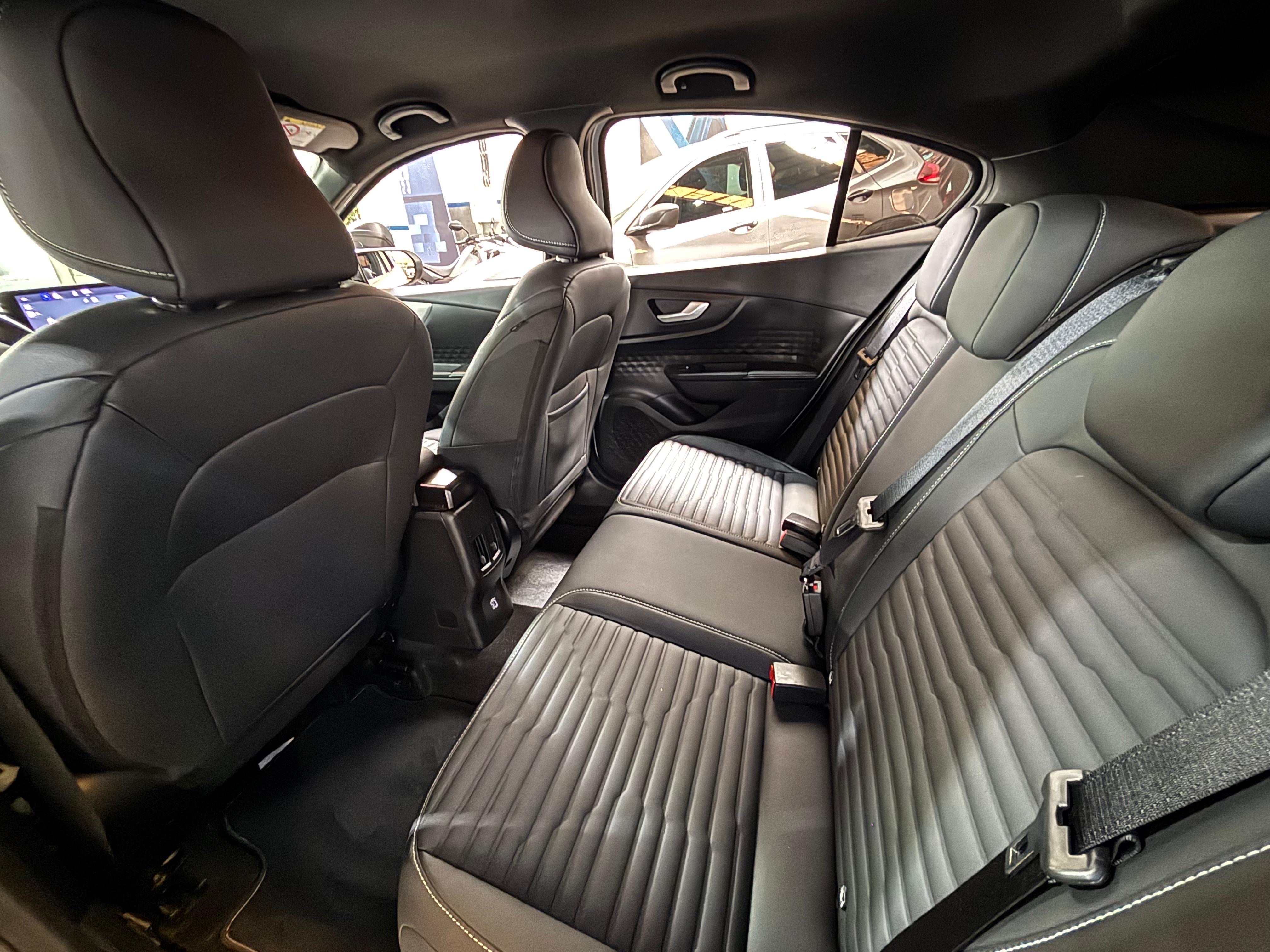 Fiat-FASTBACK-1.3 TURBO 270 FLEX LIMITED EDITION AT6