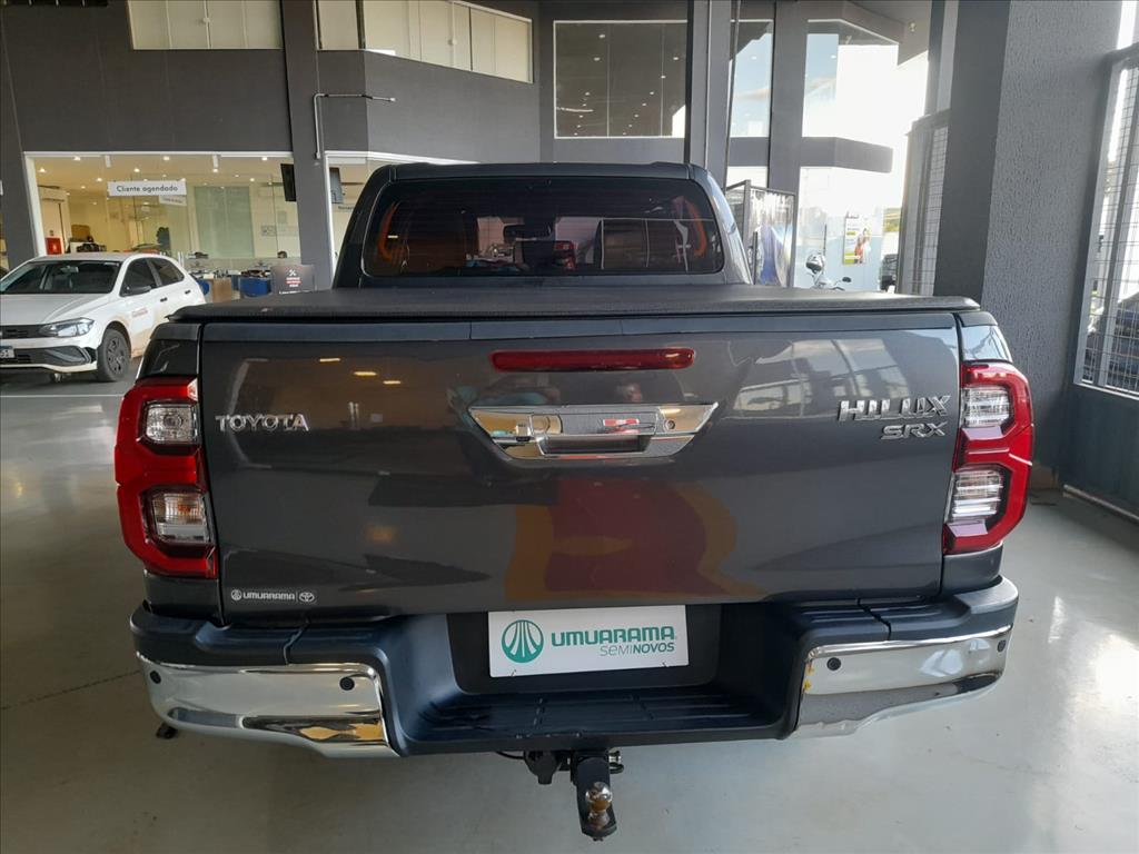 HILUX 2.8 D-4D TURBO DIESEL CD SRX 4X4 AUTOMÁTICO5