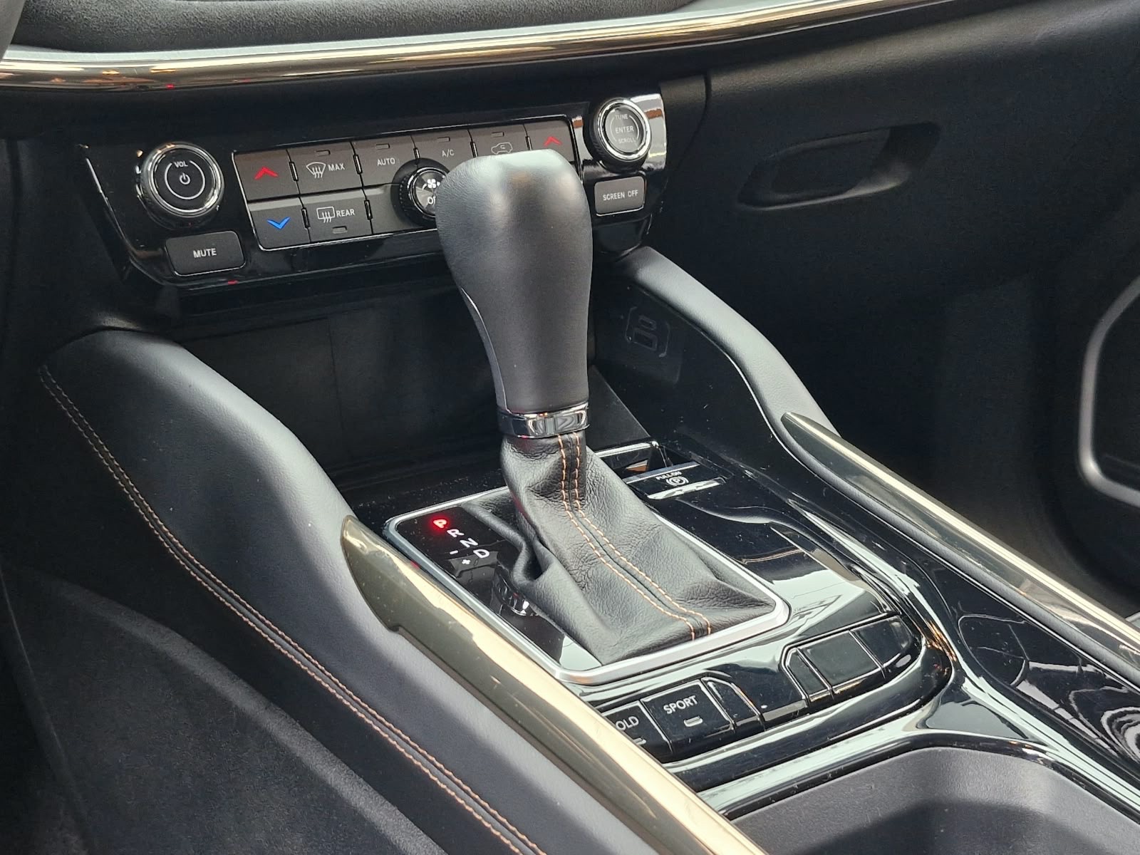 COMMANDER 1.3 T270 TURBO FLEX LIMITED AT69