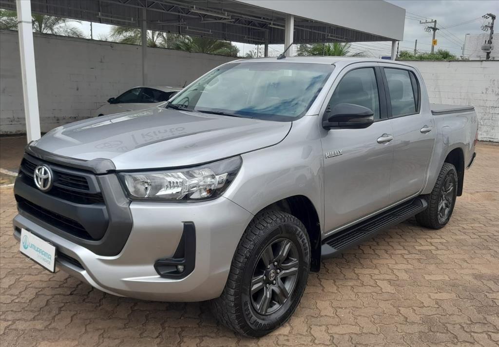 HILUX 2.8 D-4D TURBO DIESEL CD SR 4X4 AUTOMÁTICO