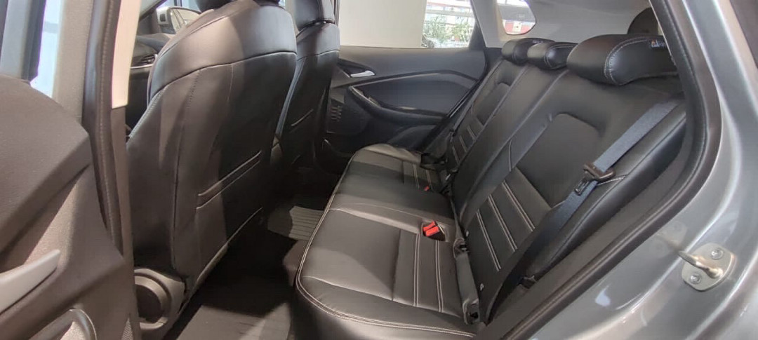 TRACKER 1.0 TURBO FLEX LTZ AUTOMÁTICO8