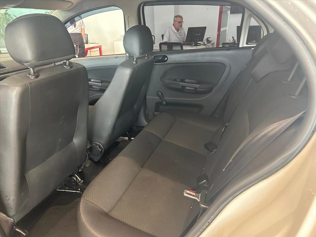 VOYAGE 1.0 12V MPI TOTALFLEX 4P MANUAL6