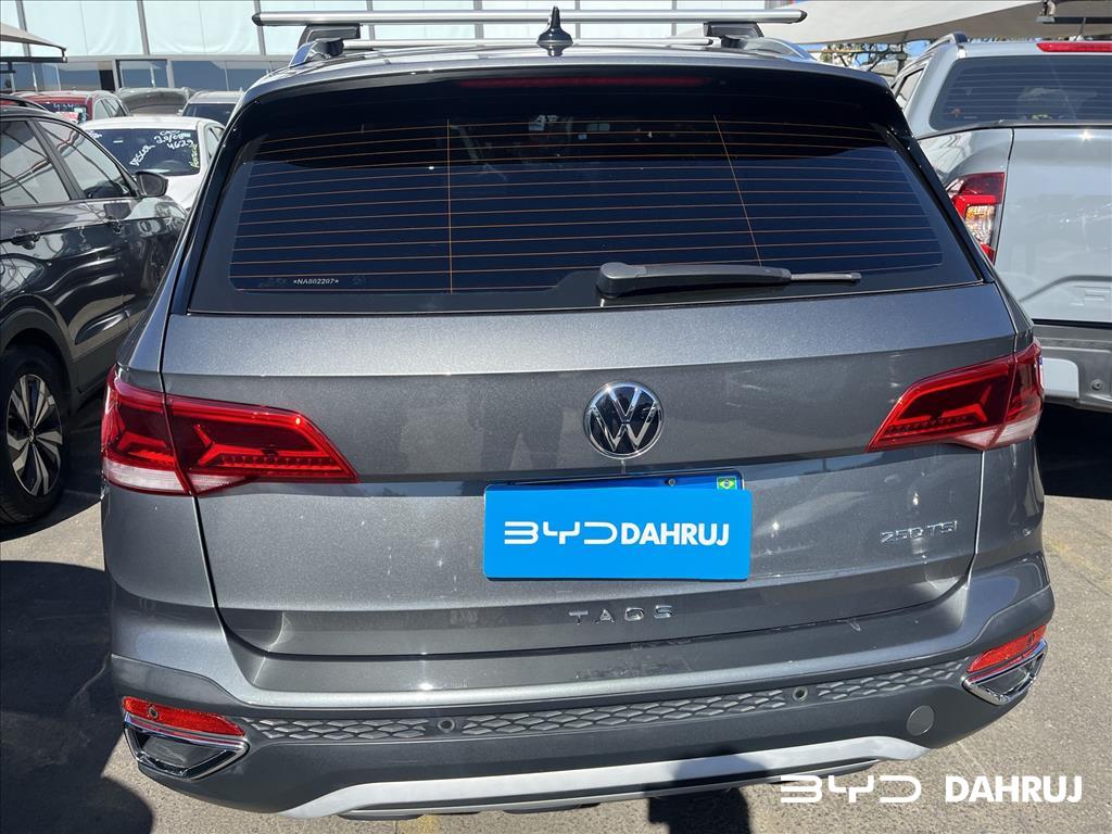 TAOS 1.4 250 TSI TOTAL FLEX HIGHLINE AUTOMÁTICO15
