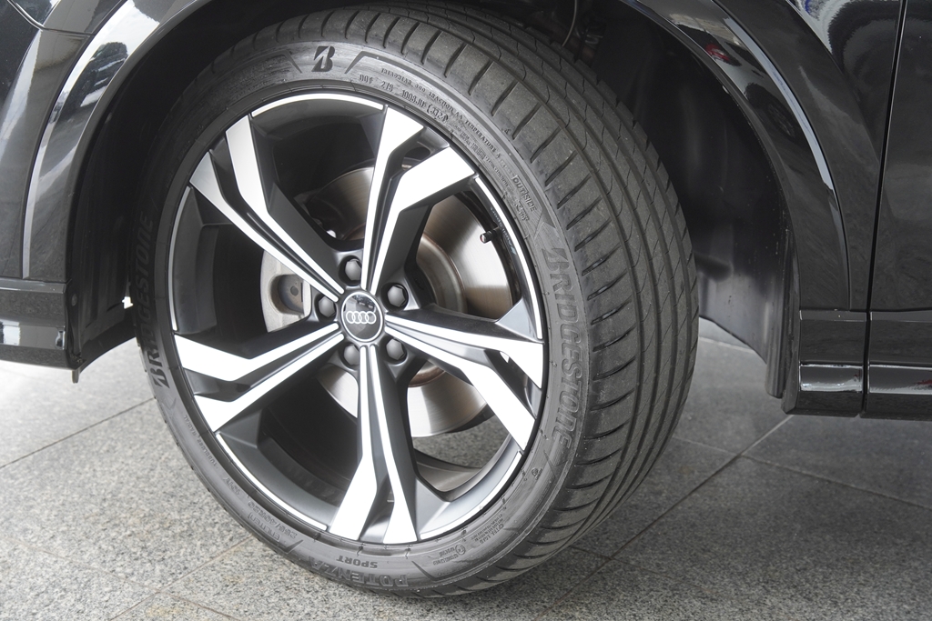 Q3 2.0 40 TFSI GASOLINA SPORTBACK PERFORMANCE BLACK PLUS QUATTRO TIPTRONIC6