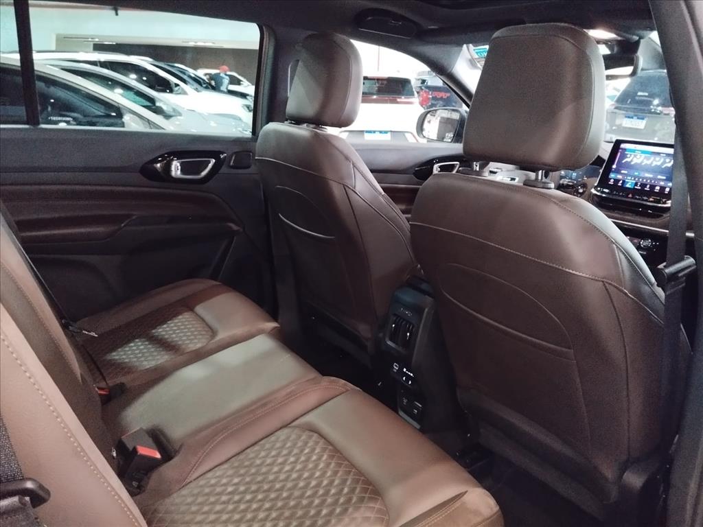 COMMANDER 1.3 T270 TURBO FLEX OVERLAND AT613