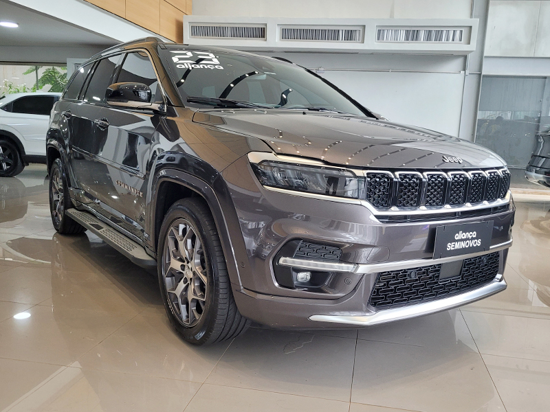 COMMANDER 1.3 T270 TURBO FLEX OVERLAND AT62