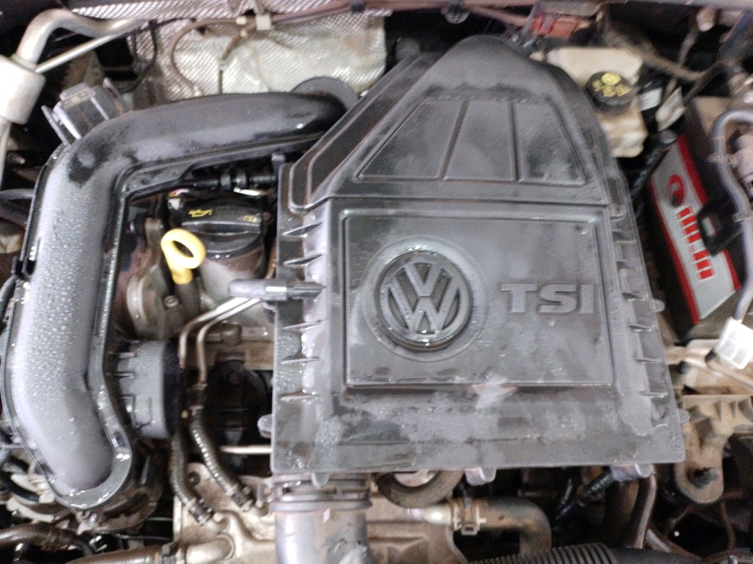 Volkswagen-VIRTUS-1.0 200 TSI HIGHLINE AUTOMÁTICO