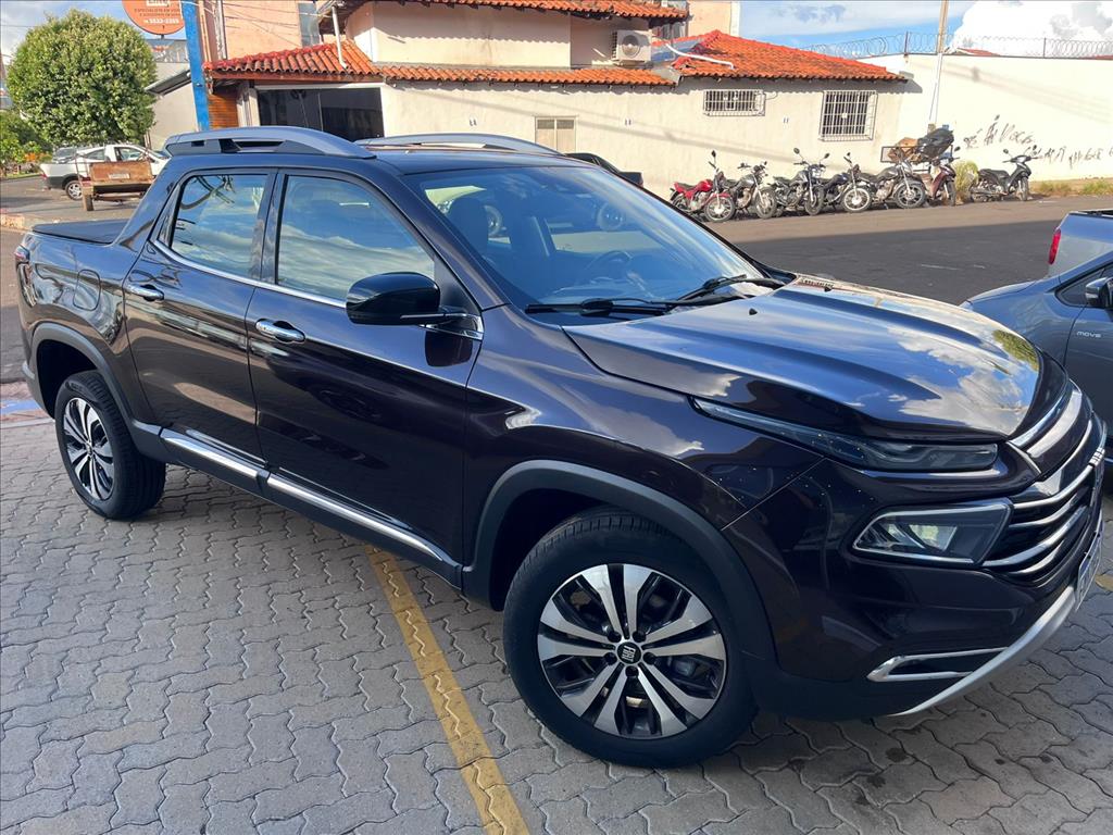 TORO 1.3 TURBO 270 FLEX VOLCANO AT62