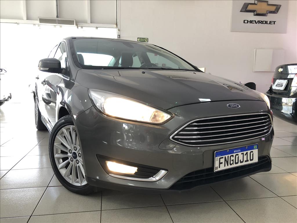 Carros usados FORD FOCUS 2.0 TITANIUM SEDAN 16V FLEX 4P POWERSHIFT