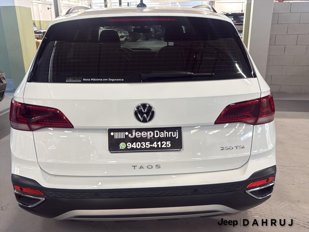TAOS 1.4 250 TSI TOTAL FLEX COMFORTLINE AUTOMÁTICO2