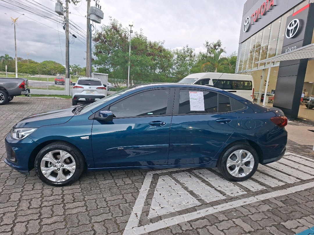 ONIX PLUS 1.0 TURBO FLEX AUTOMÁTICO5