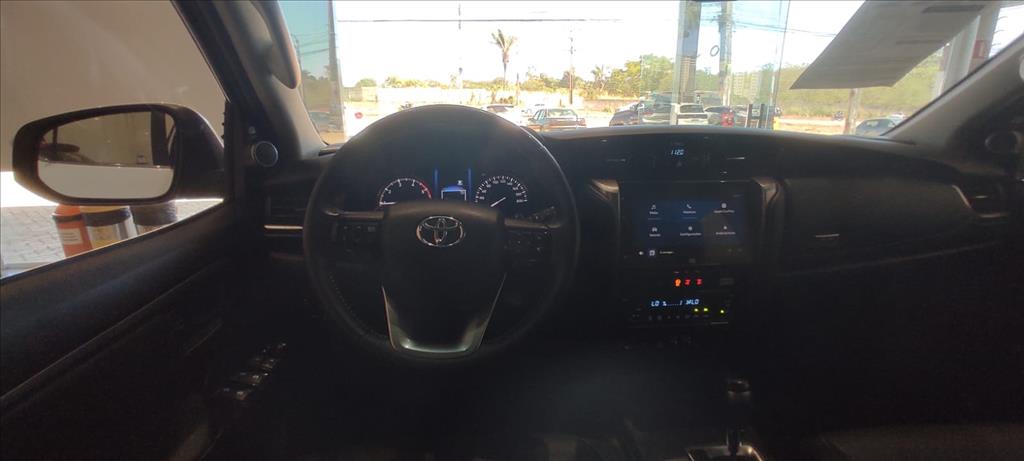 HILUX SW4 2.8 D-4D TURBO DIESEL SRX 4X4 AUTOMÁTICO17