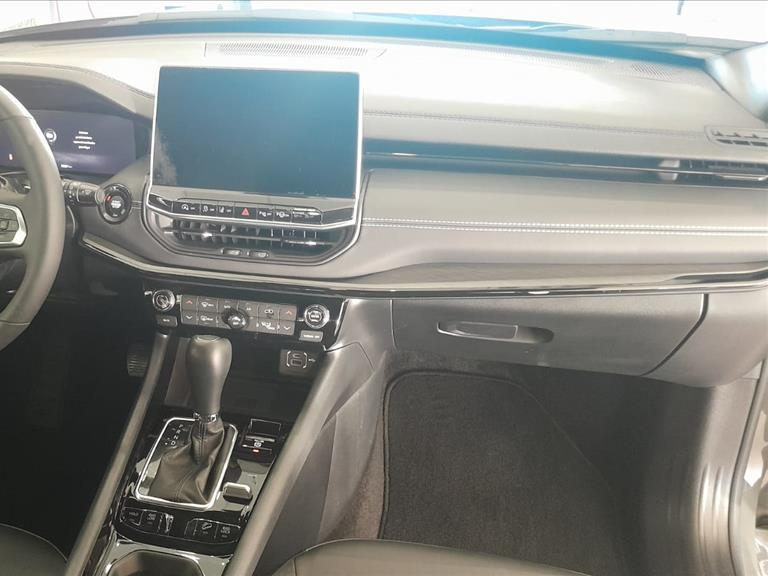 COMPASS 2.0 HURRICANE 4 TURBO GASOLINA BLACKHAWK AT99