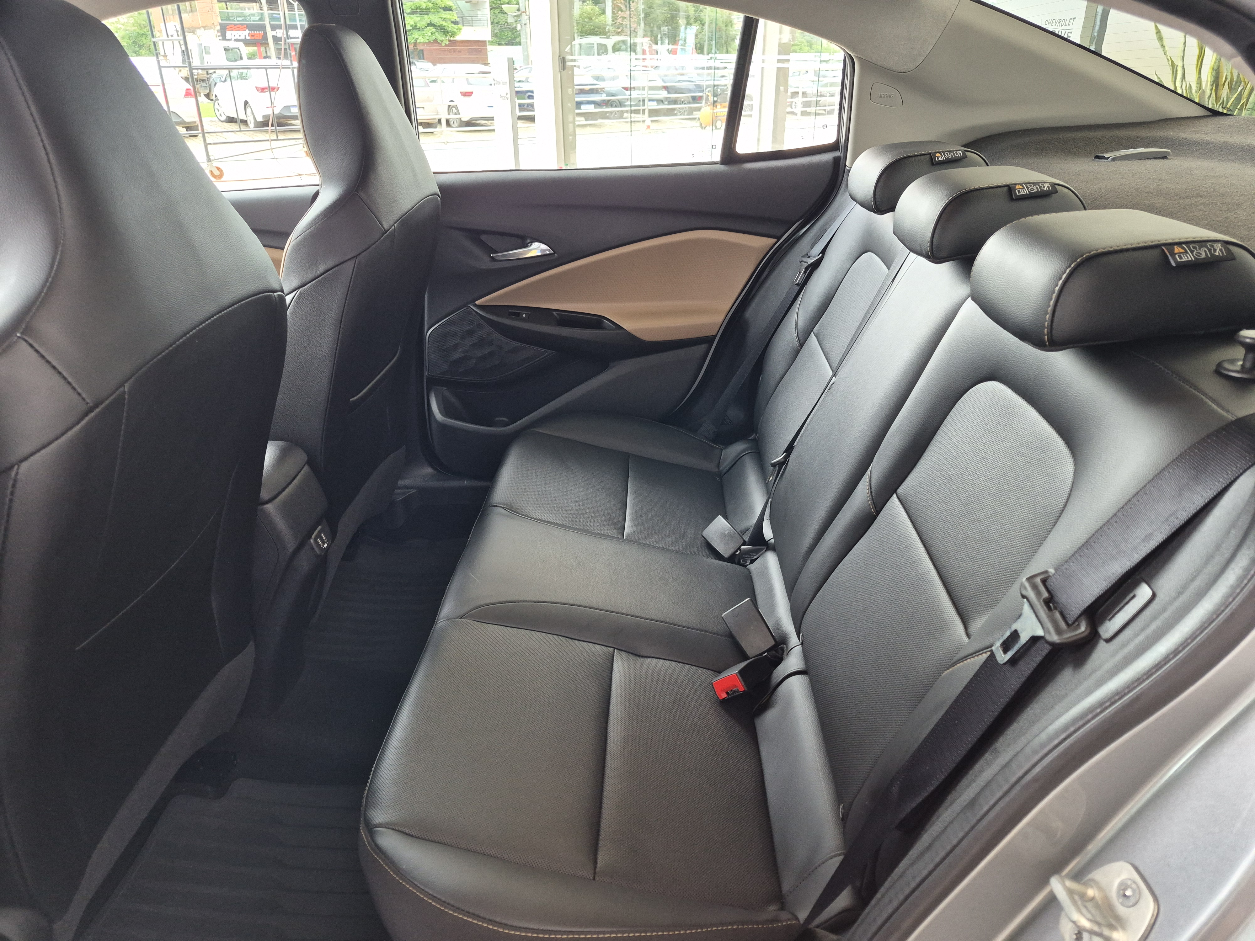 ONIX PLUS 1.0 TURBO FLEX PREMIER AUTOMÁTICO8