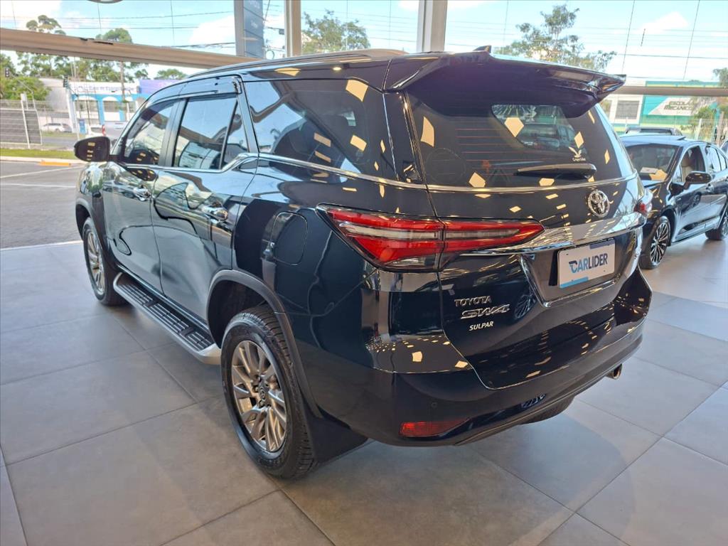 HILUX SW4 2.8 D-4D TURBO DIESEL SRX 4X4 AUTOMÁTICO7