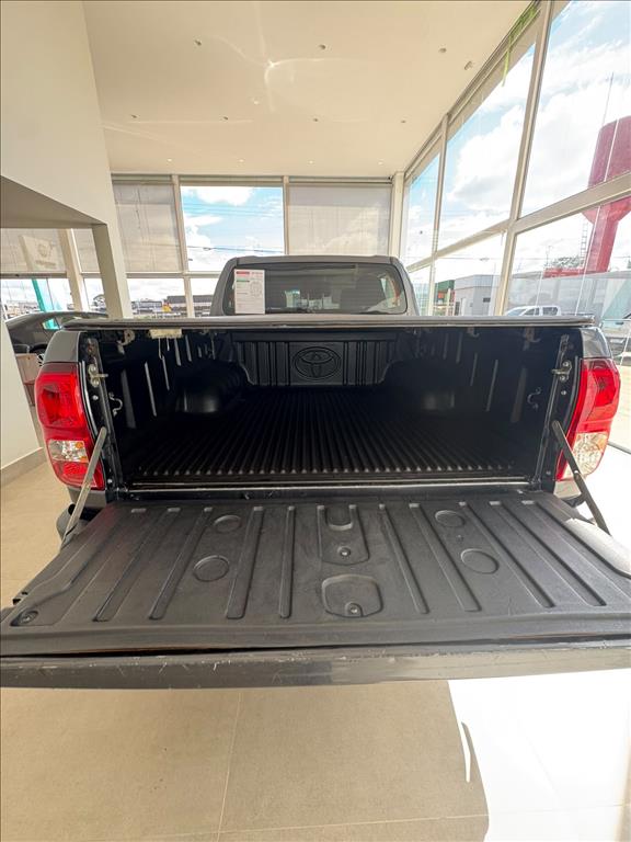 HILUX 2.8 D-4D TURBO DIESEL CD SRV 4X4 AUTOMÁTICO12