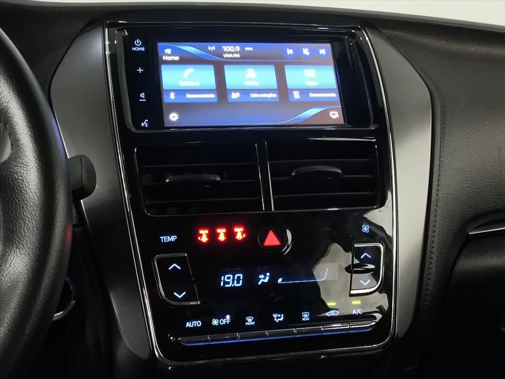 YARIS 1.5 16V FLEX SEDAN XS CONNECT MULTIDRIVE11