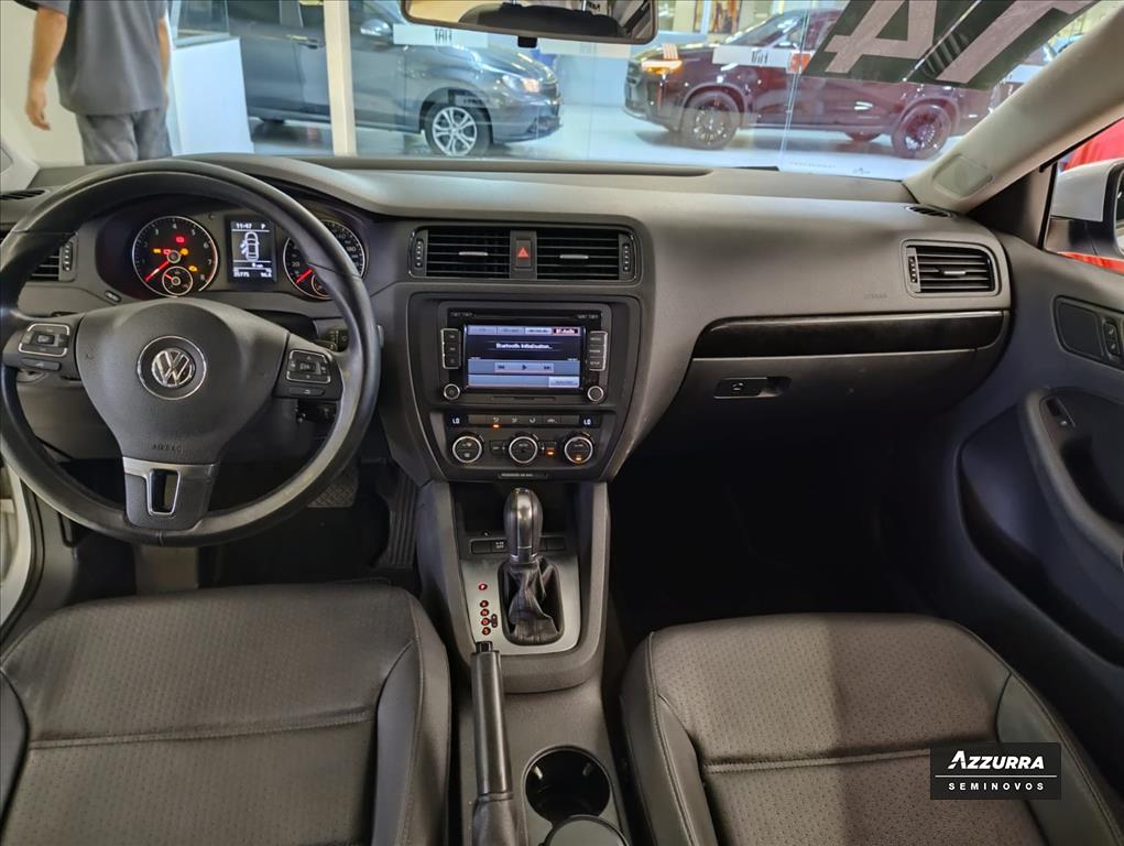 JETTA 2.0 COMFORTLINE FLEX 4P MANUAL11