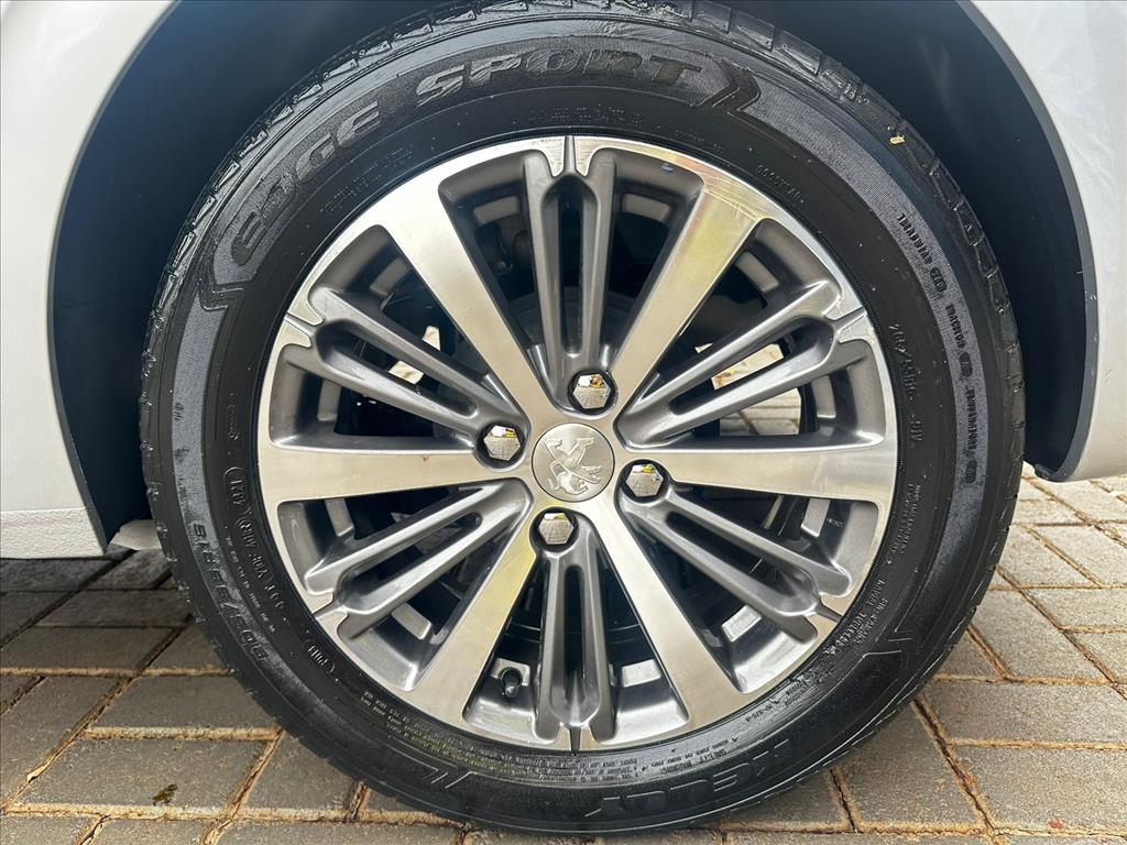 208 1.6 GRIFFE 16V FLEX 4P AUTOMÁTICO 208 1.6 GRIFFE 16V FLEX 4P AUTOMÁTICO