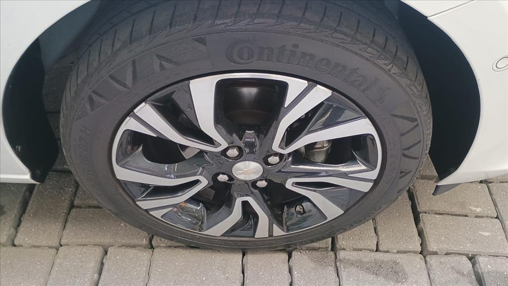 ONIX 1.0 TURBO FLEX PREMIER AUTOMÁTICO9