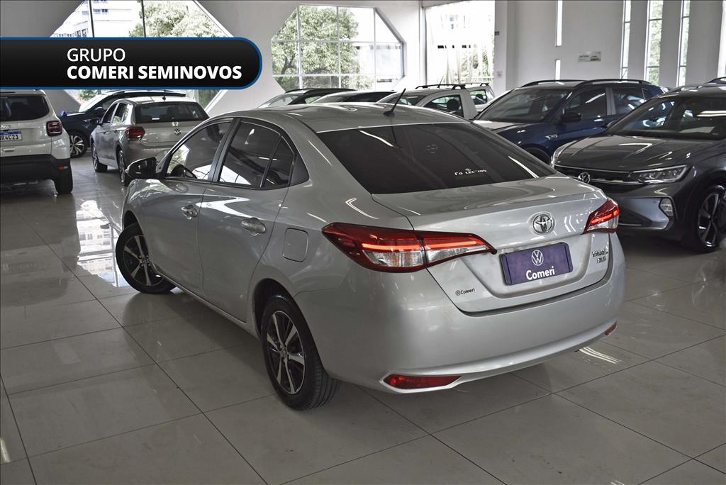 YARIS 1.5 16V FLEX SEDAN XLS CONNECT MULTIDRIVE3