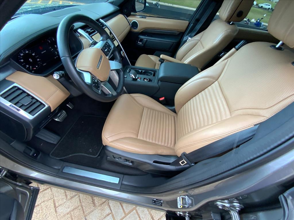 Land Rover-DISCOVERY-3.0 D300 TURBO DIESEL MHEV METROPOLITAN EDITION AUTOMÁTICO