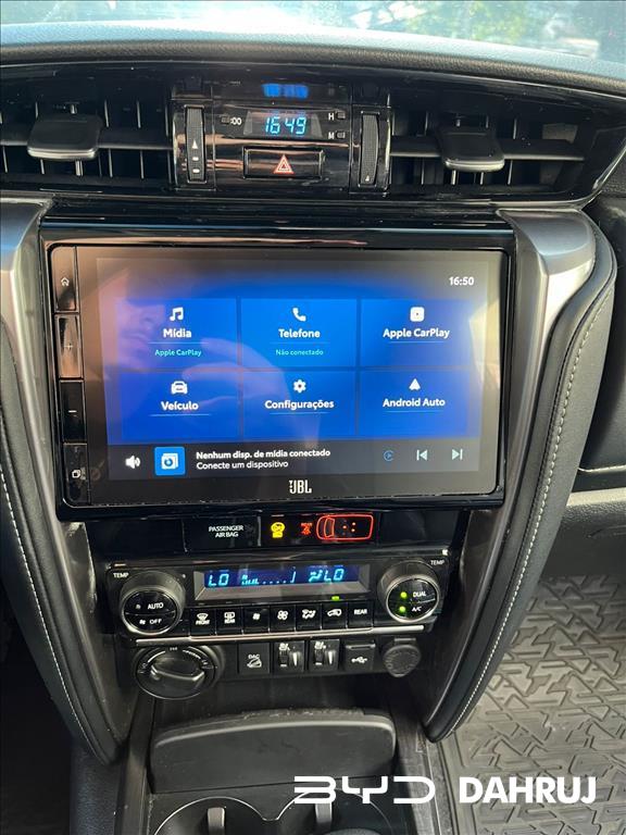 HILUX 2.8 D-4D TURBO DIESEL CD SRX 4X4 AUTOMÁTICO4