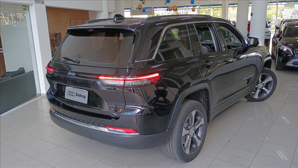 GRAND CHEROKEE 2.0 TURBO HÍBRIDO 4XE AT83