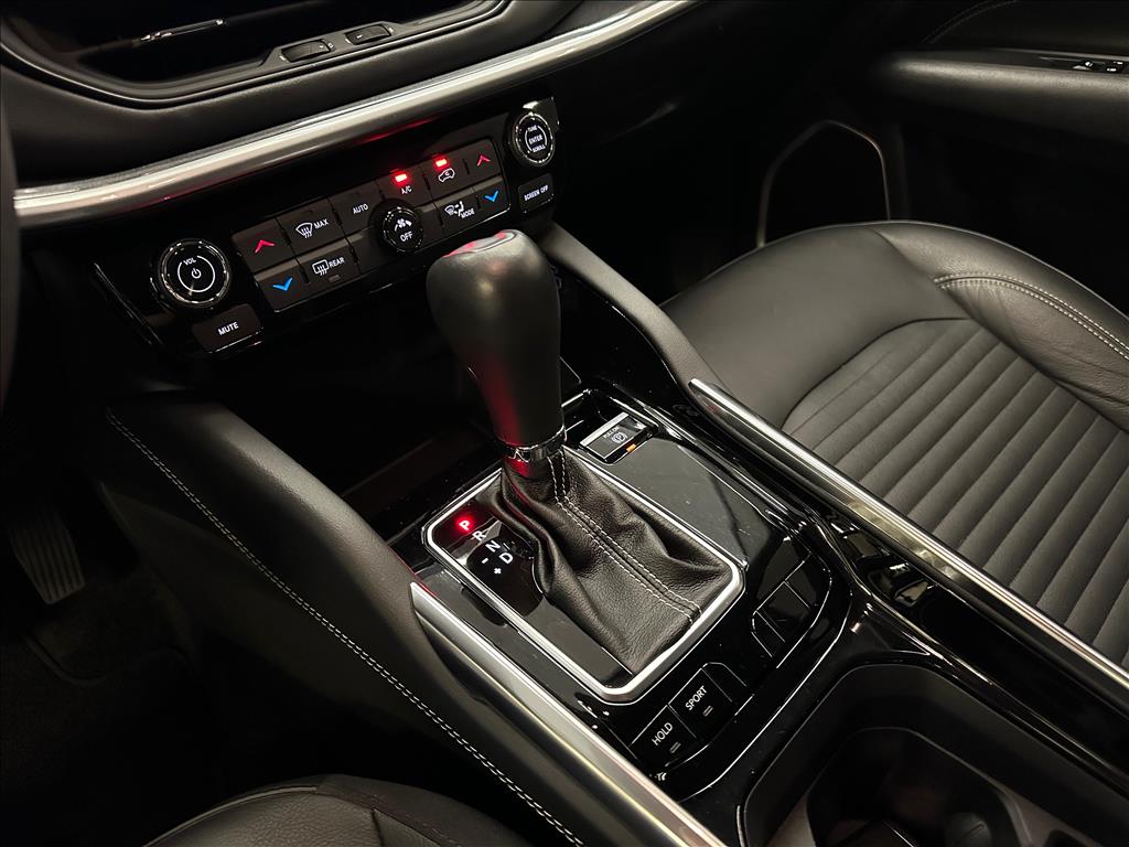COMMANDER 1.3 T270 TURBO FLEX LONGITUDE AT610