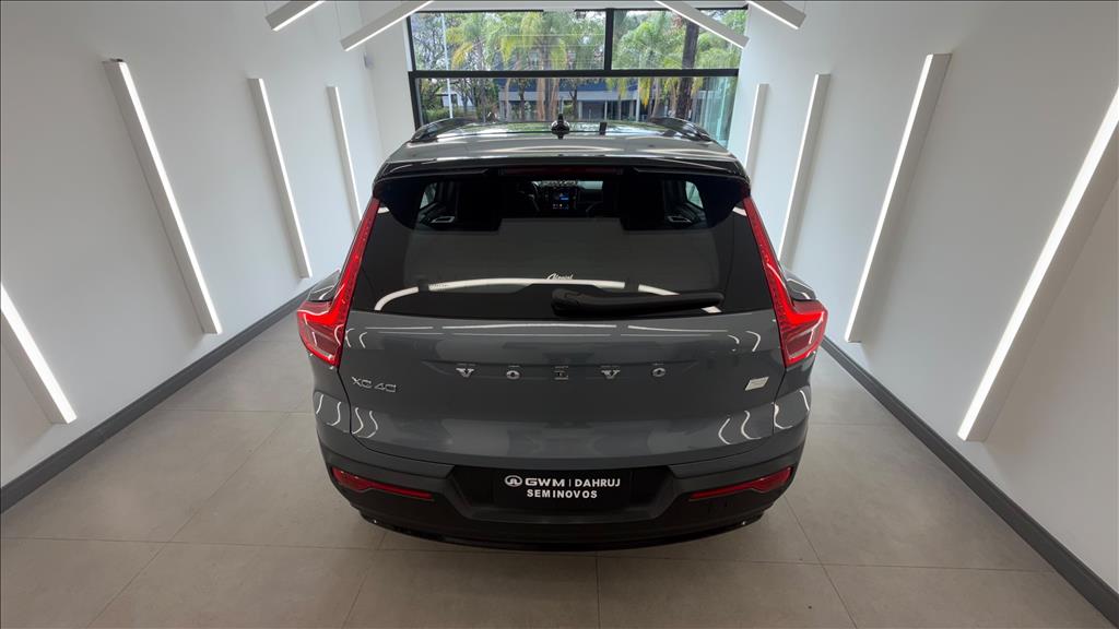 XC40 P8 RECHARGE TWIN ELECTRIC ULTIMATE AWD2