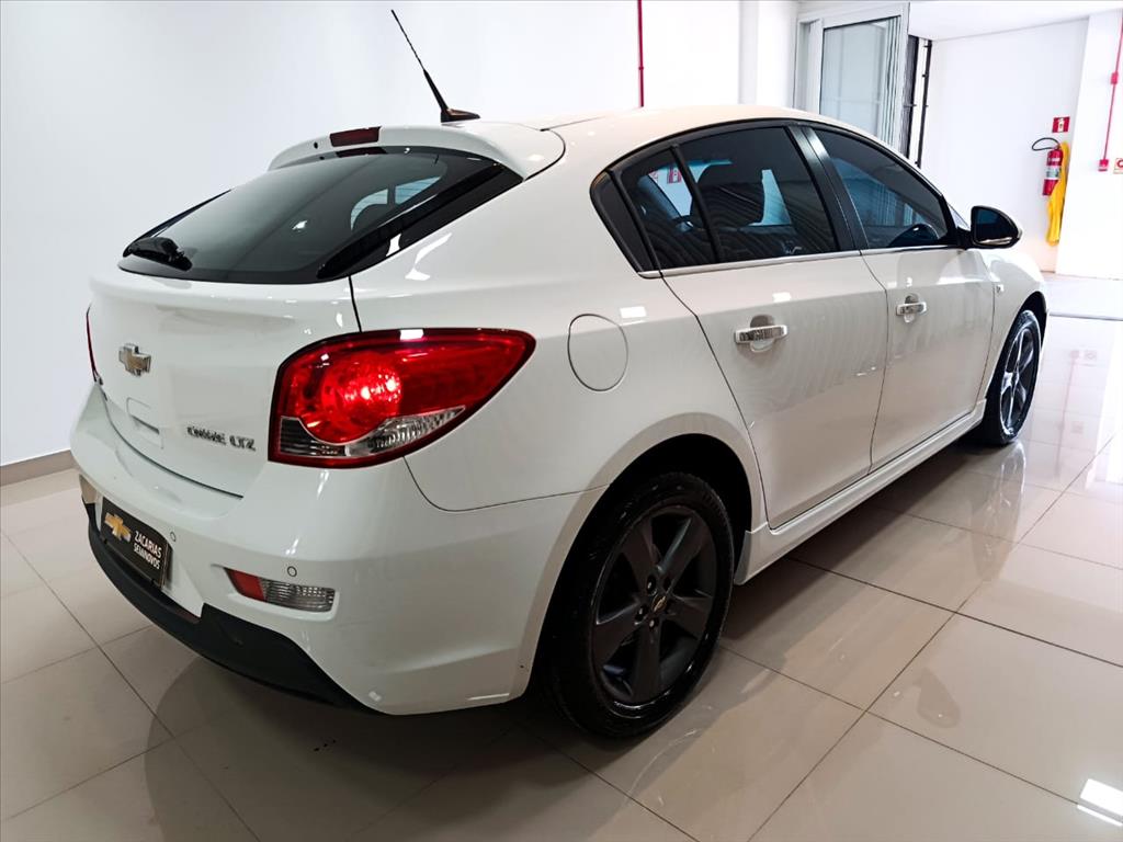 CRUZE 1.8 LTZ 16V FLEX 4P AUTOMÁTICO4