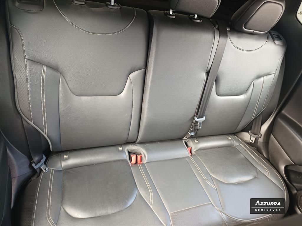 RENEGADE 1.3 T270 TURBO FLEX LONGITUDE AT610