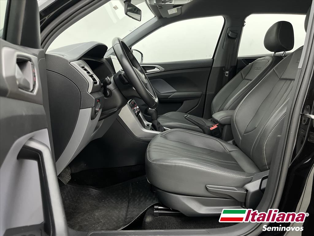 T-CROSS 1.0 200 TSI TOTAL FLEX AUTOMÁTICO12