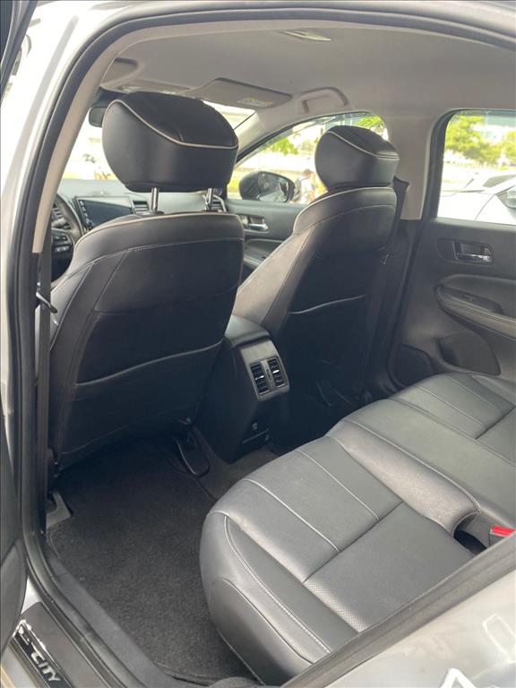 Honda-CITY-1.5 i-VTEC FLEX HATCH TOURING CVT