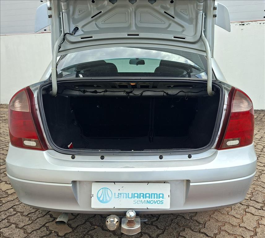 CORSA 1.4 MPFI PREMIUM SEDAN 8V FLEX 4P MANUAL