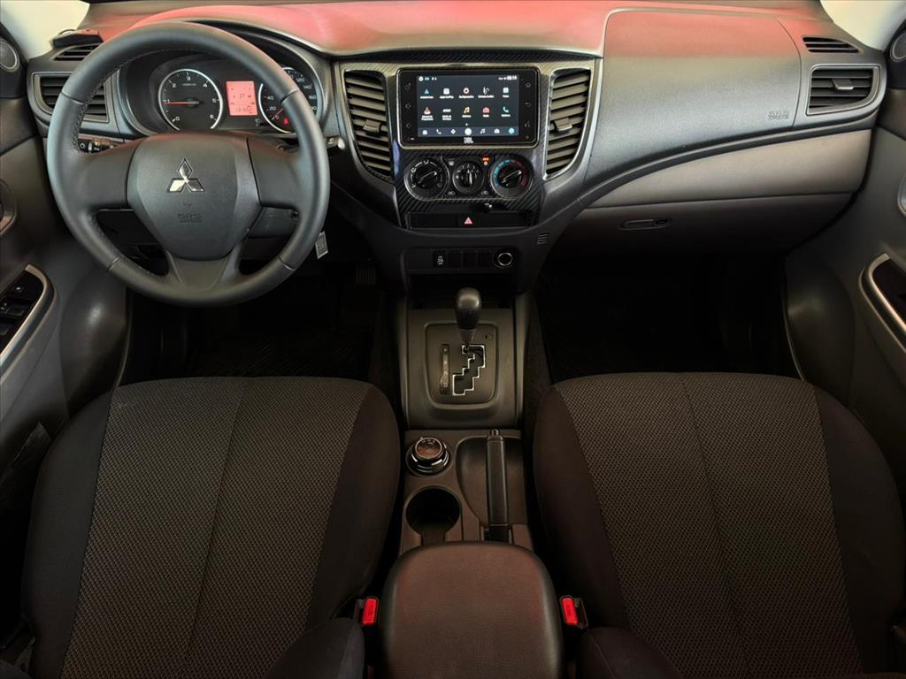 Mitsubishi-L200 TRITON-2.4 16V TURBO DIESEL OUTDOOR GLS CD 4X4 AUTOMÁTICO