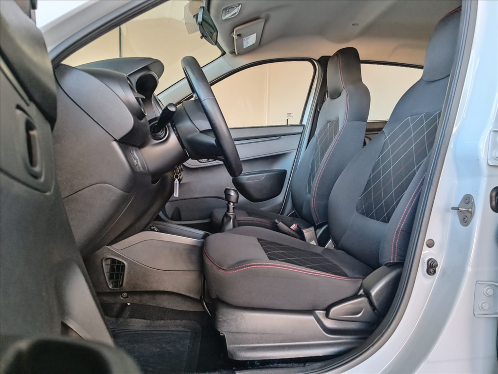 KWID 1.0 12V SCE FLEX ZEN MANUAL3