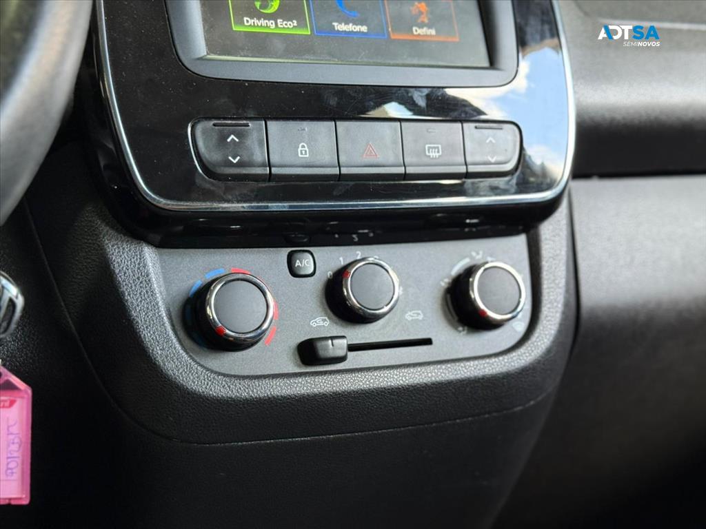 RENAULT KWID 1.0 12V SCE FLEX OUTSIDER MANUAL