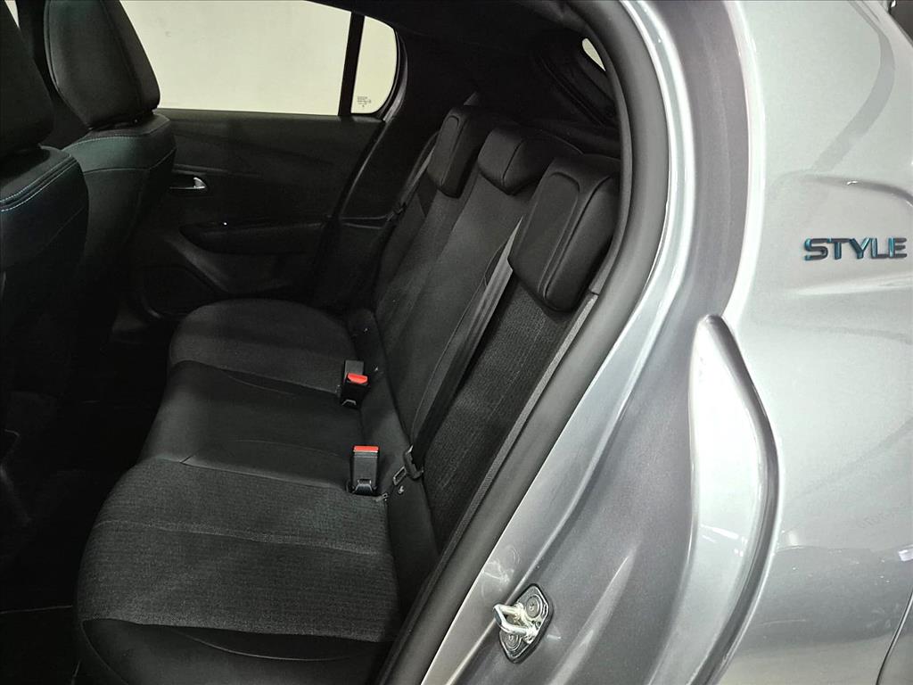 Peugeot-208-1.0 TURBO 200 FLEX STYLE CVT