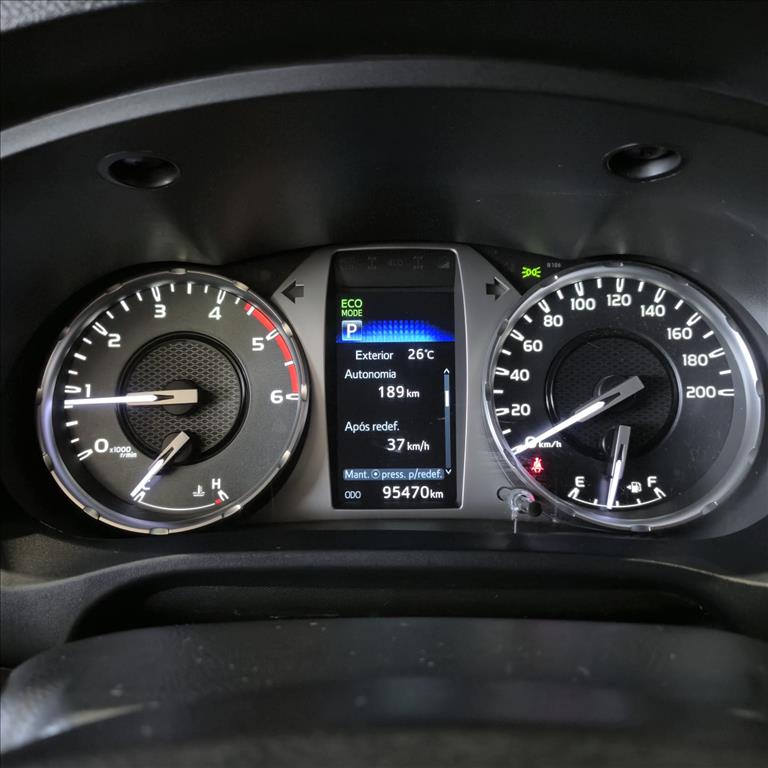 HILUX 2.8 D-4D TURBO DIESEL CD SRV 4X4 AUTOMÁTICO7