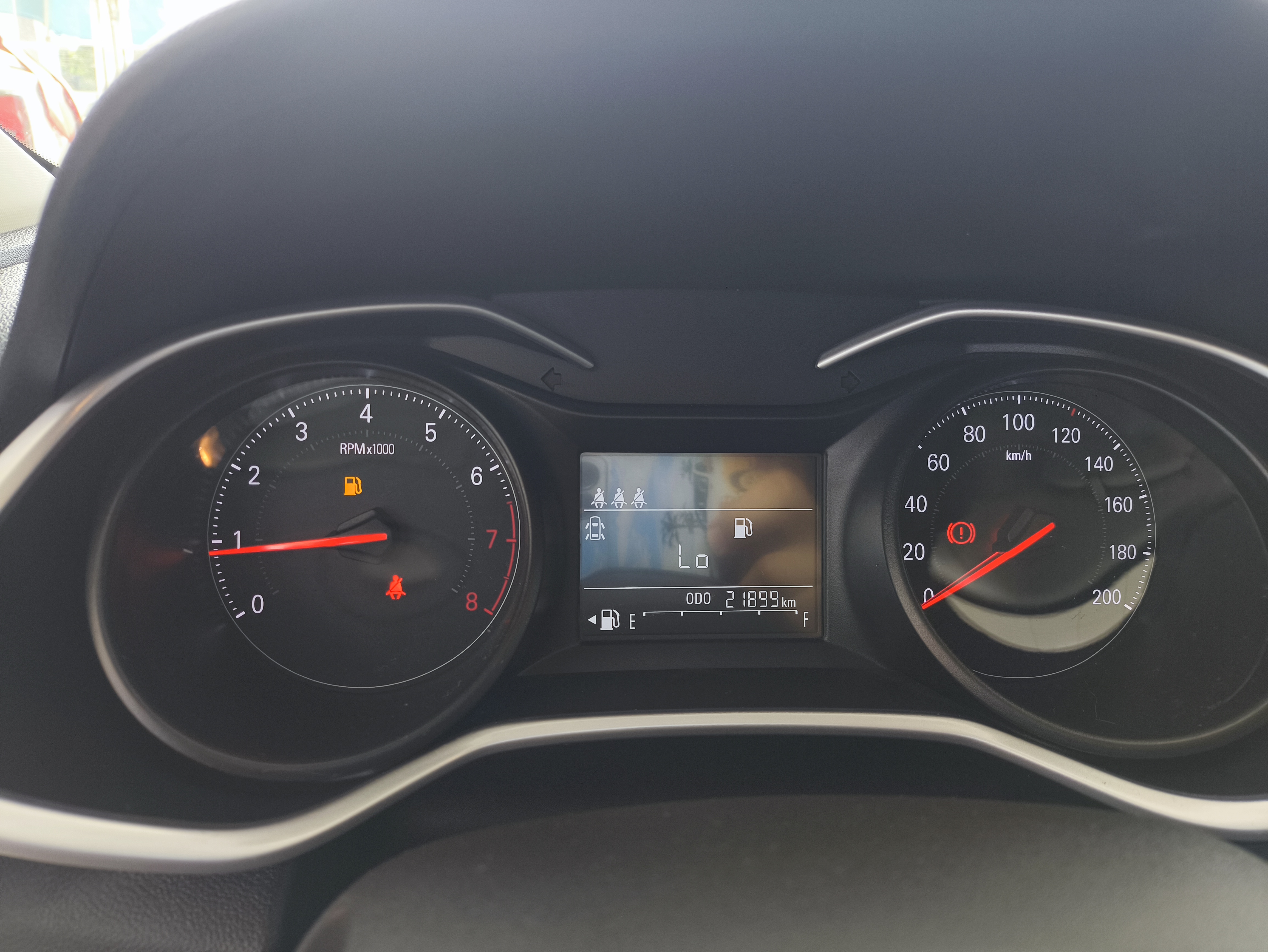 GM - Chevrolet-ONIX-1.0 FLEX LT MANUAL