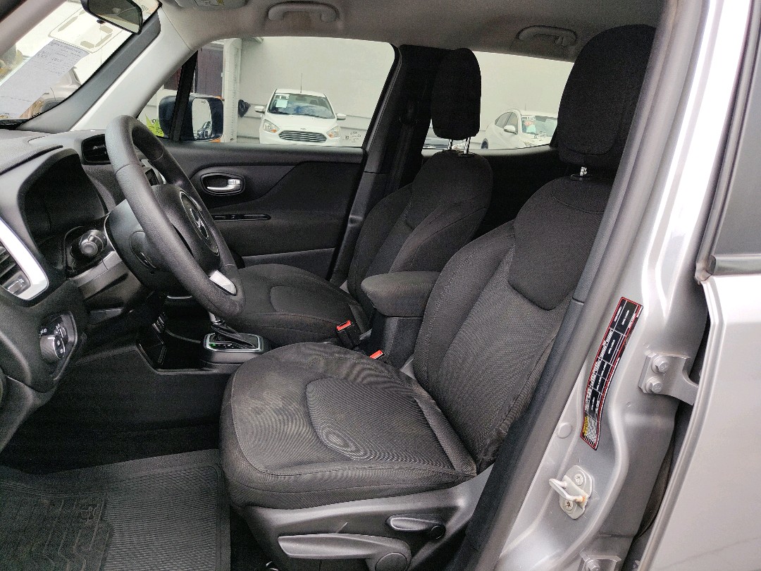 RENEGADE 1.8 16V FLEX SPORT 4P AUTOMÁTICO10