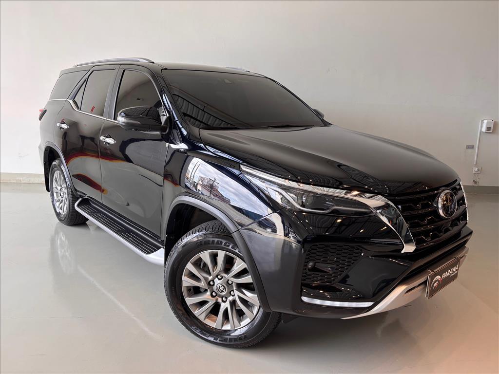 TOYOTA HILUX SW4 2.8 D-4D TURBO DIESEL SRX 7L 4X4 AUTOMÁTICO-3 - Paraná Veículos Campinas - Veículos novos e seminovos com qualidade e procedência - 0